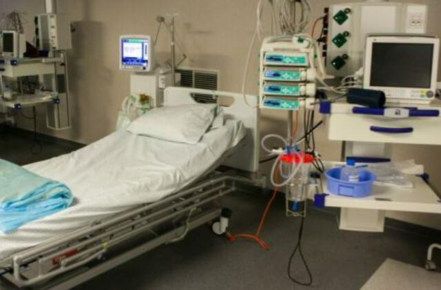 Praėjusią parą nuo koronaviruso mirė daugiausiai žmonių nuo pandemijos pradžios