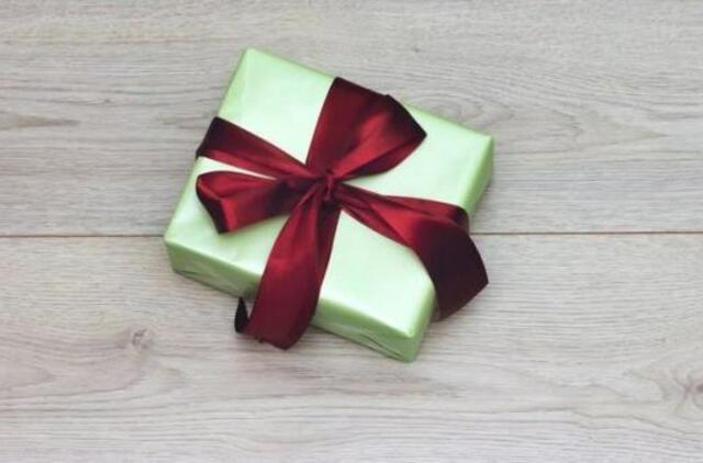 Šiukštu nedovanokite šių dovanų: galite net susipykti