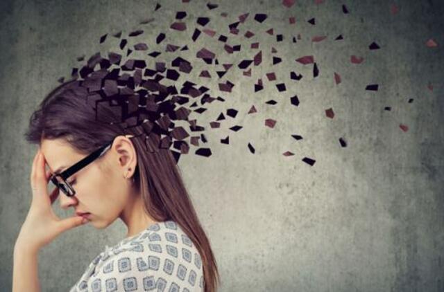 Kuo gali būti pavojingas įstrigimas savo mintyse - ruminavimas