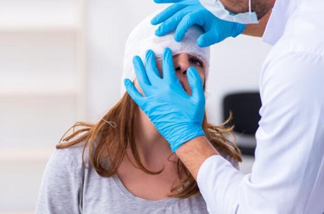 Sumušta moteris - ligoninėje, įtariamasis - prokuroras