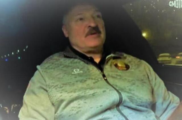 A. Lukašenkai „prie širdies“ lietuviški treningai, dėvi jau šeštus metus