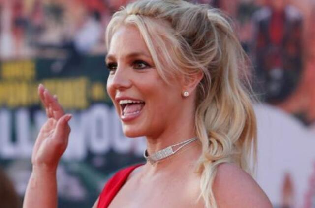 B. Spears pasidalijo kelionės į Havajus akimirkomis: gerbėjai tiki, kad tai photoshop'as