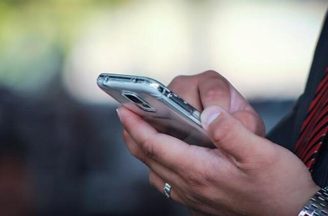 Draugystės socialiniuose tinkluose: prieš pasirenkant draugus verta trumpam tapti sekliu