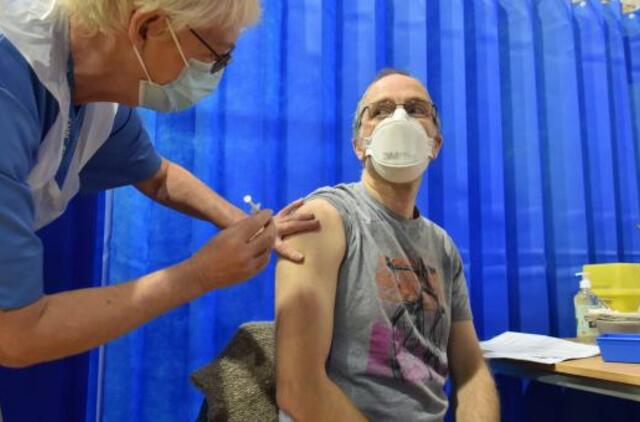 Ji veikia: 0 mirčių, vos 4 sunkūs atvejai tarp 523000 paskiepytų žydų