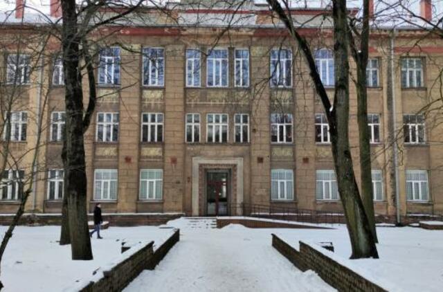 KU pardavė vieną iš savo pastatų