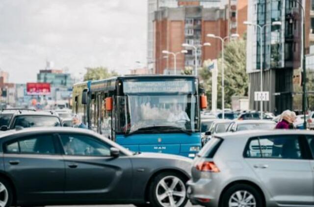 Kviečia dalyvauti apklausoje dėl parkavimo pasikeitimų Klaipėdoje