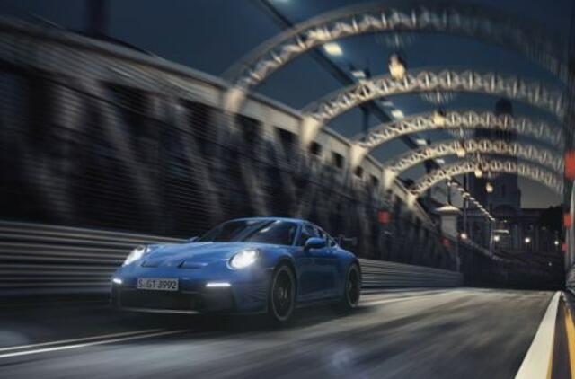 „Porsche“ pristato naująjį „911 GT3“: subalansuotas trasai, bet pritaikytas ir kasdienai
