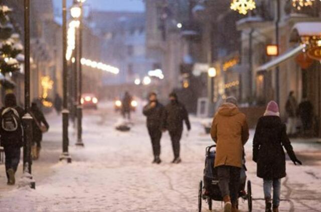 Profesoriai atsakė, kiek dar gali tekti laikytis karantino apribojimų: viską lemtų vienas veiksnys