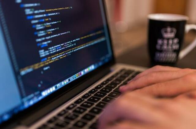 Senos ir neprižiūrėtos sistemos lengvas grobis programišiams