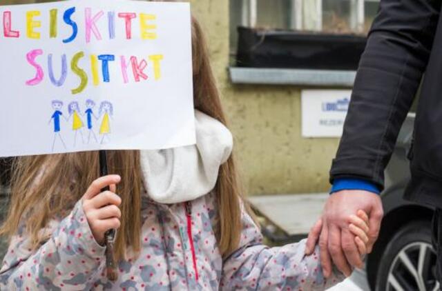 “Susirinkome draugiškai paliūdėti kartu“