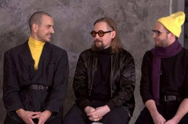 V. Valiukevičiaus paklausus, ar atliktų ką nors iš Milanno repertuaro: tai tas pats, kaip paprašyti pasysioti į lovą