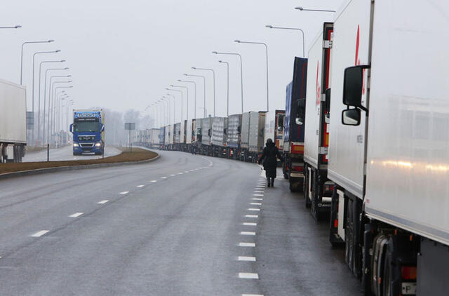  VEŽĖJAI. Klaipėdos vežėjus nuo kitų Lietuvos vežėjų skiria tik sąsajos su uostu, o juos užgriuvusios problemos tokios pačios kaip ir visoje šalyje. Didžiausias jų baubas - net ne pandemija, o Mobilumo paketas.