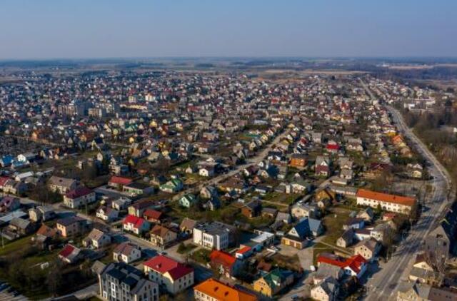 Automobilių aikštelių plėtra rajone: apie nuveiktus ir planuojamus darbus