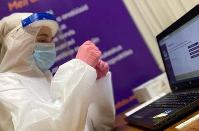 Plaukiantiems į Lietuvą iš Švedijos tiesia pagalbos ranką