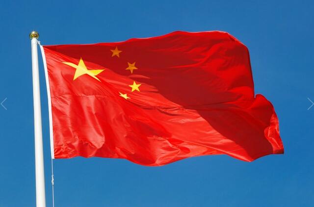 Šalies įstaigos šiemet įsigijo kiniškų telefonų, pernai pirkta kiniškų dronų