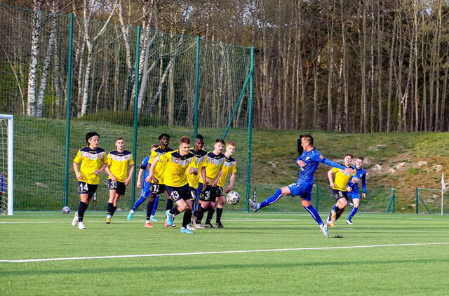 SĖKMINGA PRADŽIA. „Neptūno“ futbolininkai šį sezoną dar nėra patyrę pralaimėjimo kartėlio. FK „Neptūnas“ (Mato BARANAUSKO) nuotr.