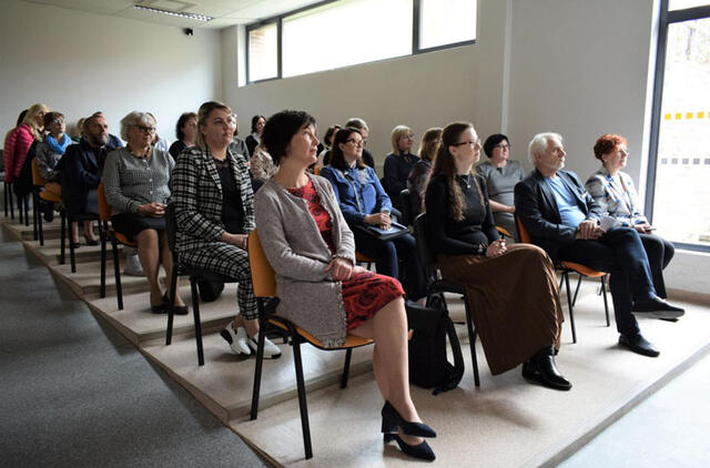 KLAUSYTOJAI. Ernesto Galvanausko profesinio mokymo centre vykusios tarptautinės konferencijos akimirka. Konferencijos organizacinio komiteto nuotr.