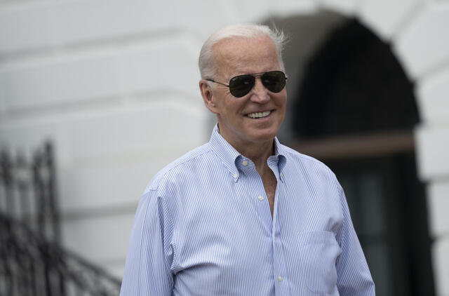 J. Bidenas