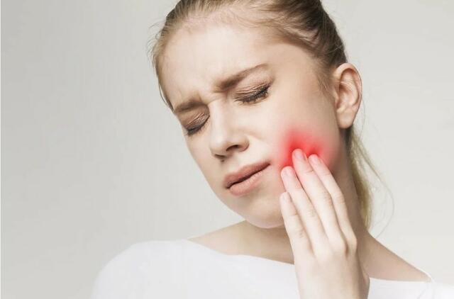 Kaip sumažinti dantų skausmą namų sąlygomis? 