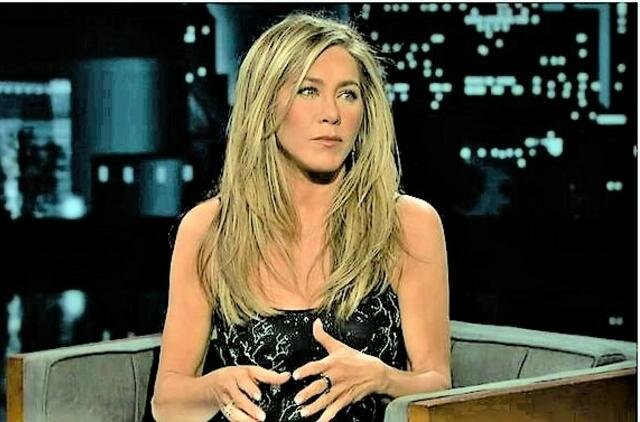 Jennifer Aniston sako, kad šis triukas išgydė jos nemigą 