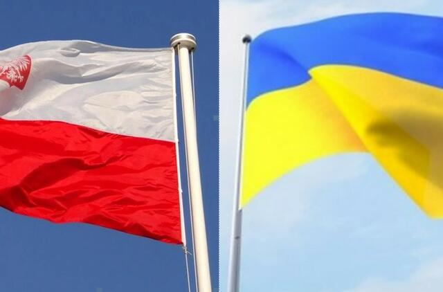 Ką Lenkija pažadėjo Ukrainai pačią pirmąją karo dieną