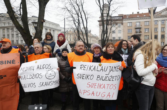 Jei nebus pinigų, netrukus galime sulaukti gydytojų streiko