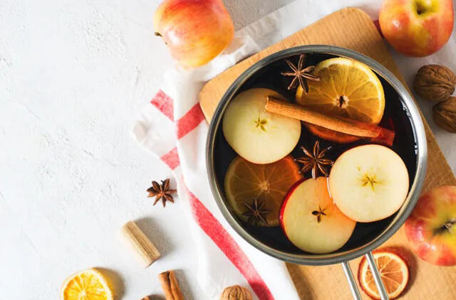 Cinamonų ir obuolių "sriuba"