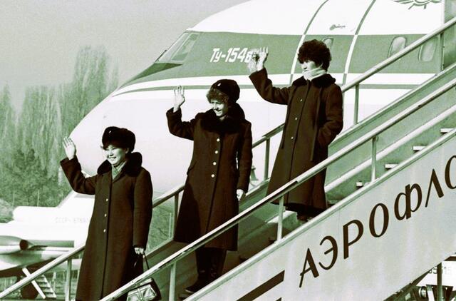 Skrydžio palydovai, 1987 m. 