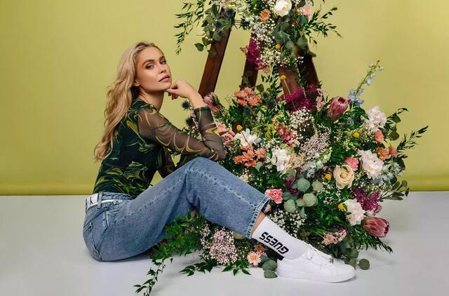 Dijora Petrikonytė pristatė pavasariškus derinius