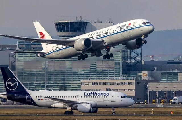 Karas Ukrainoje perbraižė dangaus žemėlapį