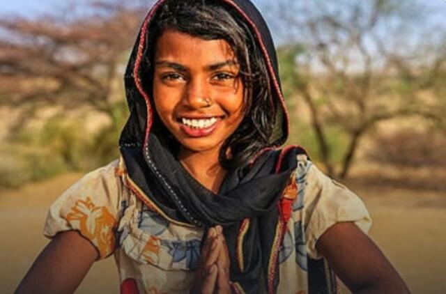 Kodėl moterys Indijoje nemėgsta gerti vandens net per karščius