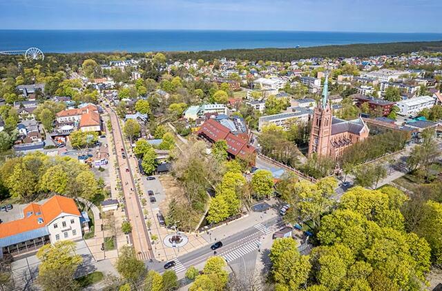 Šiaurinės Palangos architektūrinį peizažą pakeitė 1938 m. gegužės 10 d. pusę kurorto nusiaubęs gaisras. Jis kilo iš priešais bažnyčią buvusios klebonijos. Aldo KAZLAUSKO nuotr.
