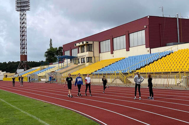 VIETA. Klaipėdos centriniame stadione penktadienį virs veiksmas - bus minima Pasaulinė vaikų lengvosios atletikos diena. Pauliaus MATULEVIČIAUS nuotr.