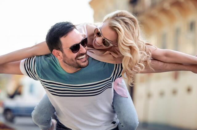 Kokie moters bruožai labiausiai traukia vyrus pagal Zodiako ženklą? 