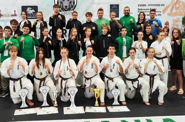 Shodan kovotojai Vengrijoje