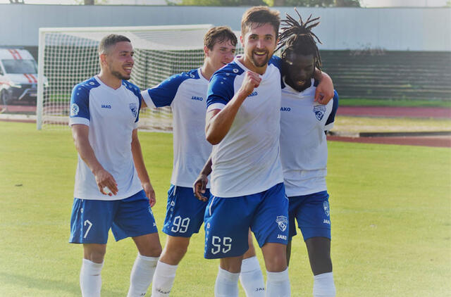 GEROS EMOCIJOS. „Neptūno“ futbolininkų nuotaikos gerėja - iškovota antra iš eilės pergalė. FC „Neptūnas“ nuotr.