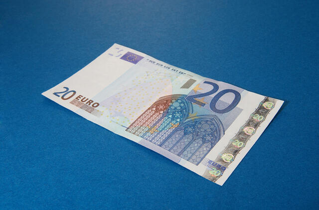 20 eurų