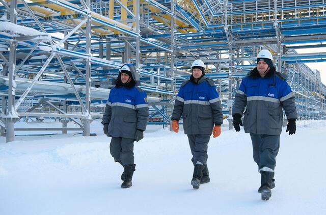 Gazprom darbuotojai