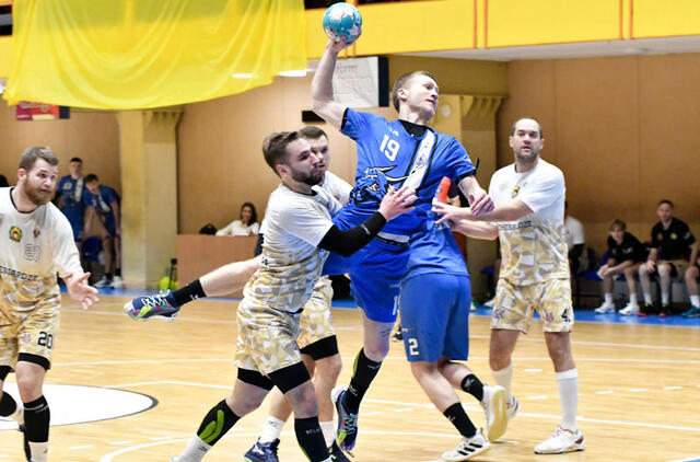 GEROS EMOCIJOS. Klaipėdos „Dragūno“ rankininkai pastaruoju metu savo sirgalius vis dažniau džiugina pergalėmis. RK „Dragūnas“ nuotr.