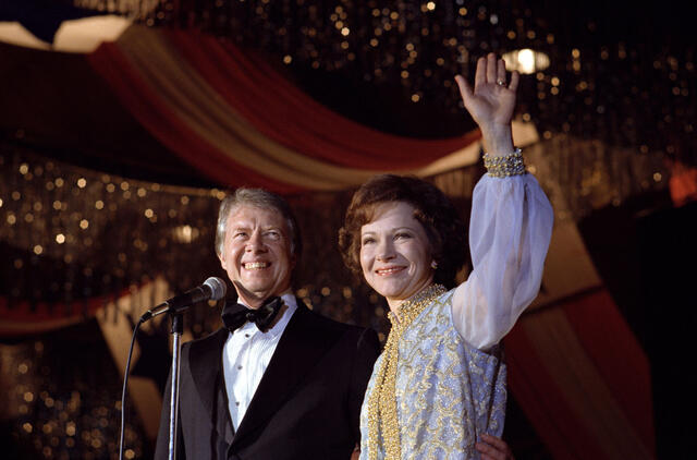 Mirė buvusi JAV pirmoji ponia R. Carter