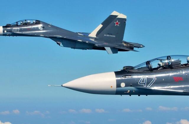 NATO naikintuvai kartą kilo lydėti Rusijos orlaivių